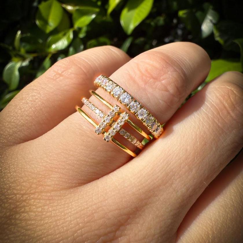 18CT YELLOW GOLD & DIAMOND FULL ETERNITY RING