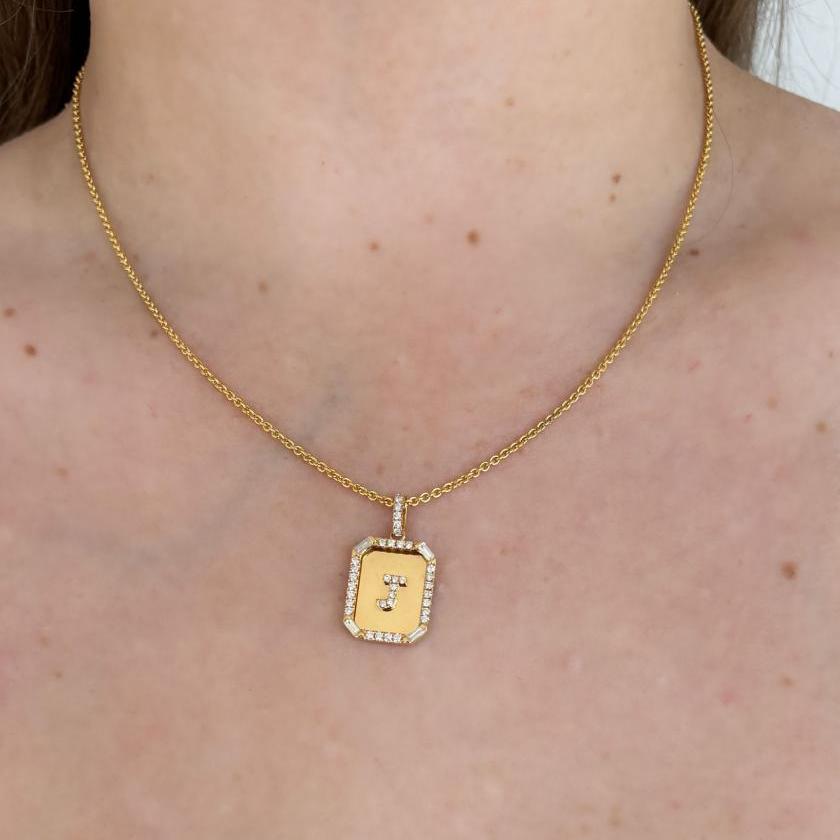 18CT YELLOW GOLD & DIAMOND INITIAL "J" PENDANT