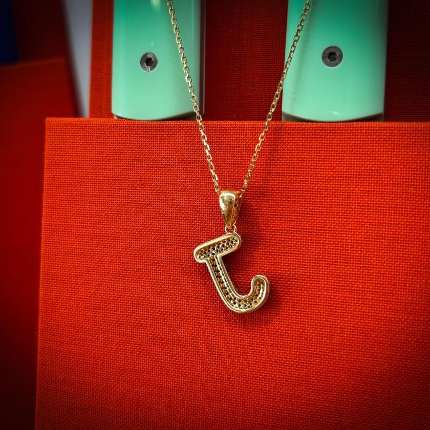 18CT YELLOW GOLD & EMERALD INITIAL "J" PENDANT