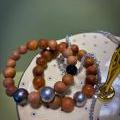 SANDALWOOD ONYX AND TAHITIAN PEARL BRACELET