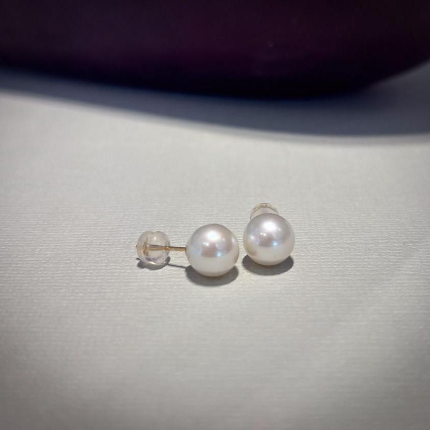 18CT YELLOW GOLD FRESHWATER PEARL STUD EARRINGS