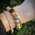 SANDALWOOD ONYX AND TAHITIAN PEARL BRACELET