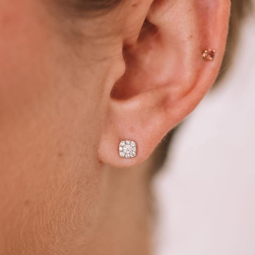 18CT White Gold Cluster Earrings