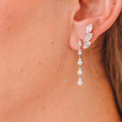 18CT WHITE GOLD & DIAMOND SINGLE EAR CLIMBER